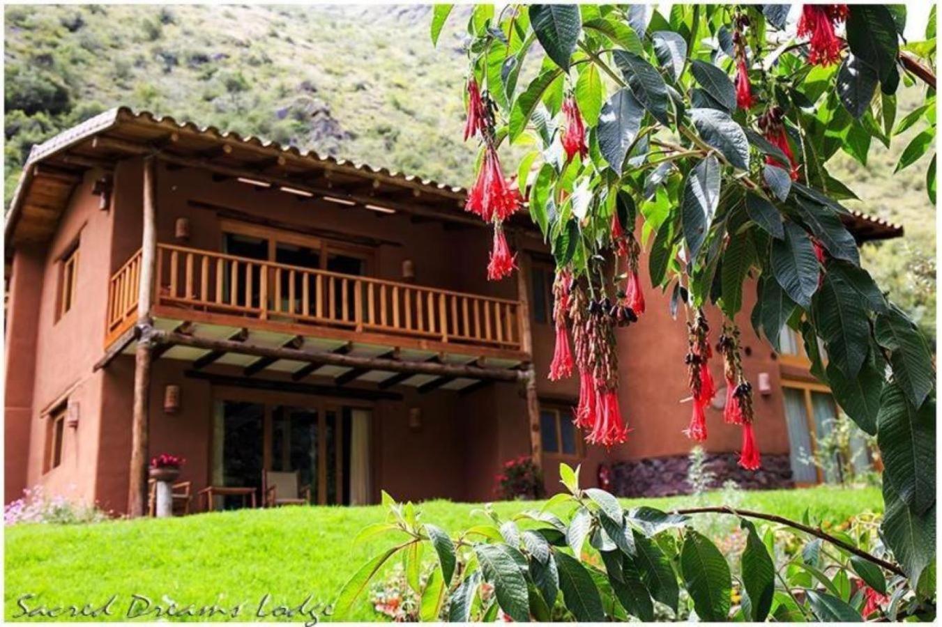 אורובמבה Sacred Dreams Lodge מראה חיצוני תמונה
