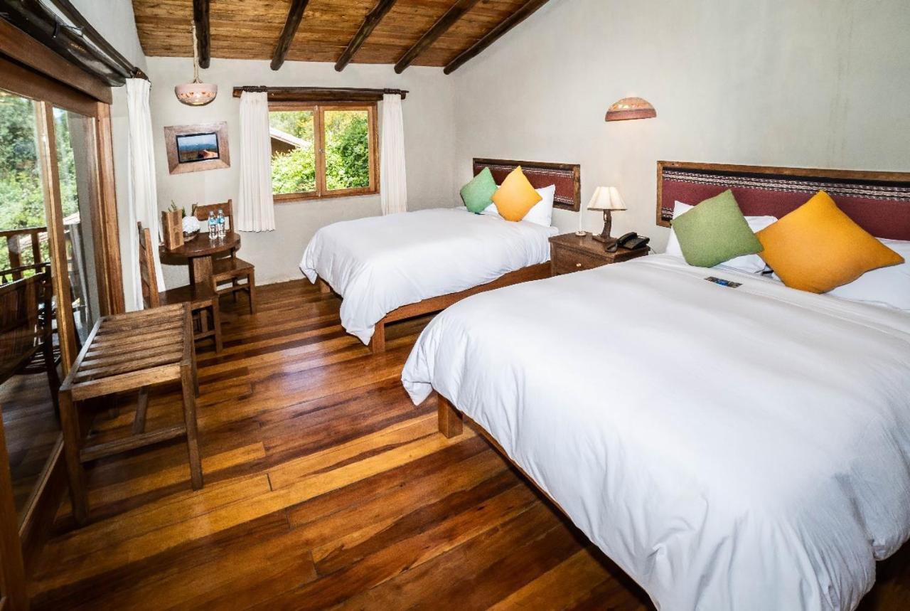 אורובמבה Sacred Dreams Lodge מראה חיצוני תמונה