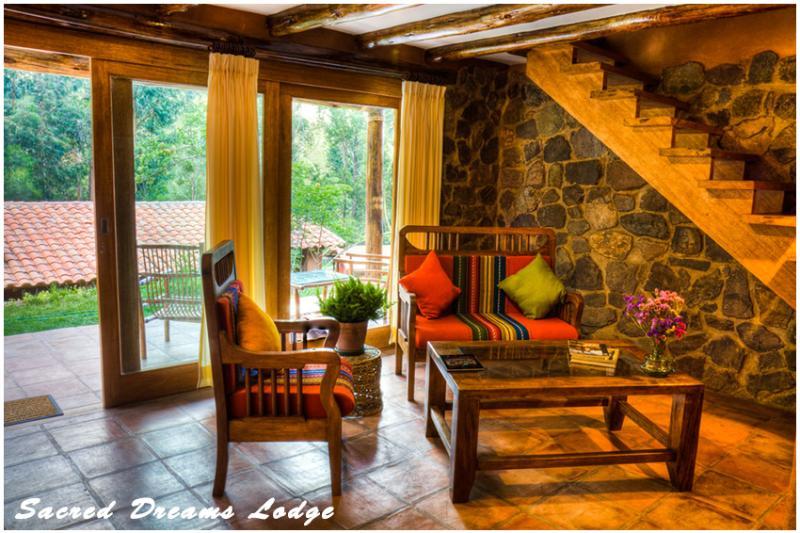 אורובמבה Sacred Dreams Lodge מראה חיצוני תמונה