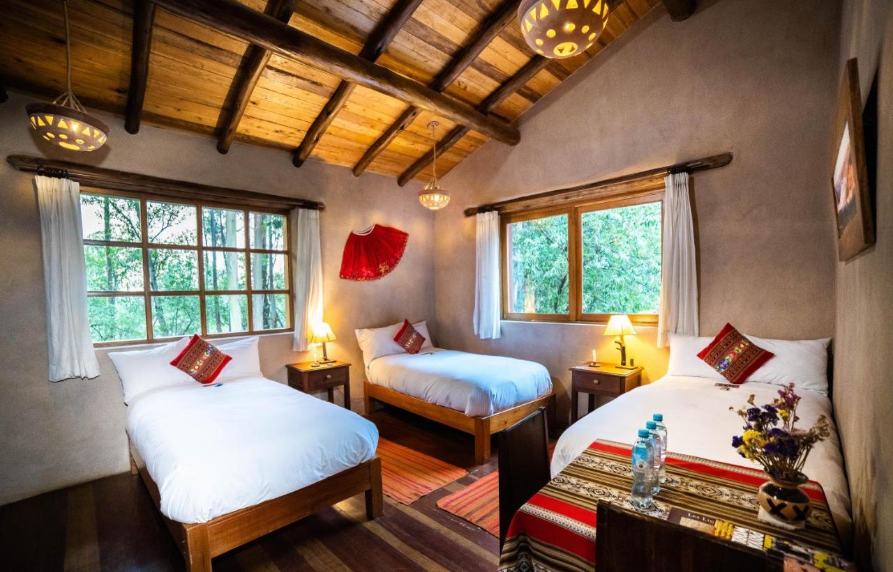 אורובמבה Sacred Dreams Lodge מראה חיצוני תמונה