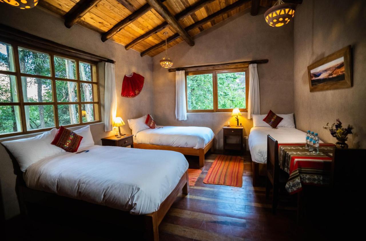 אורובמבה Sacred Dreams Lodge מראה חיצוני תמונה